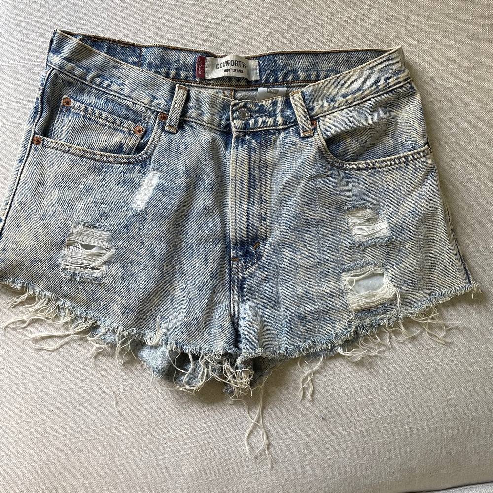 Levis 560 Distressed High Rise Denim Shorts Size 33